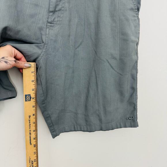 O’Neill Gray Bermuda Shorts Men’s Size 38 - Picture 4 of 7